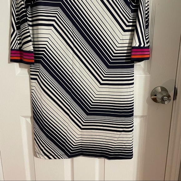 SALE NWT Trina Turk Chevron Stripe Shift Bottle Dress - Picture 11 of 13